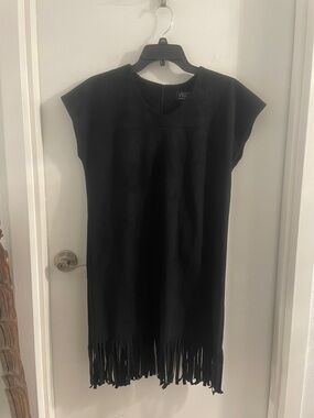 Vakko Sport Small Black Faux Suede Fringe Hem back zip Dress